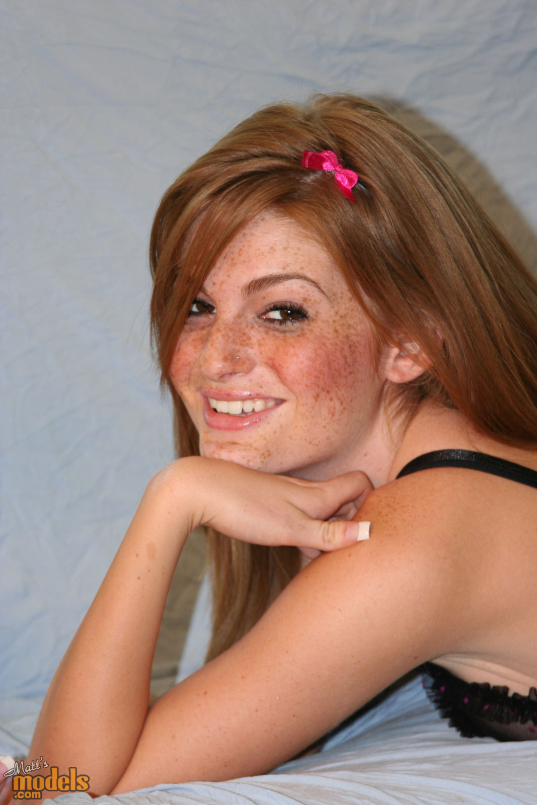 Head shot of Faye Reagan